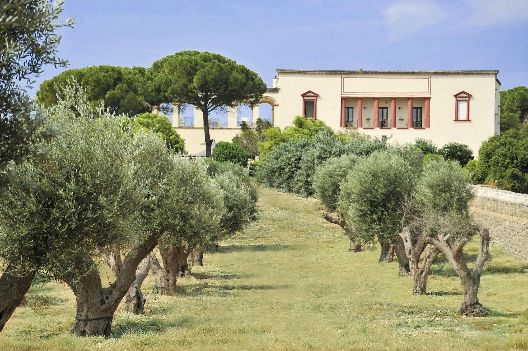 Albergo Villa Donna Isabella Sannicola Kültér fotó